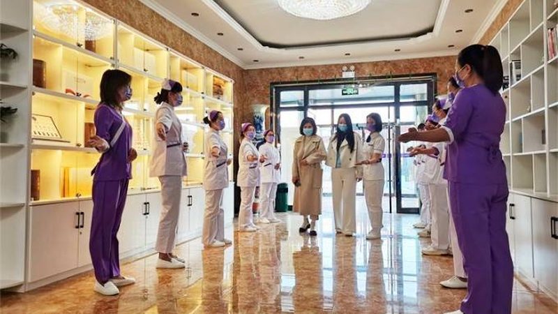 新生儿红臀护理：月子中心里的科学之道